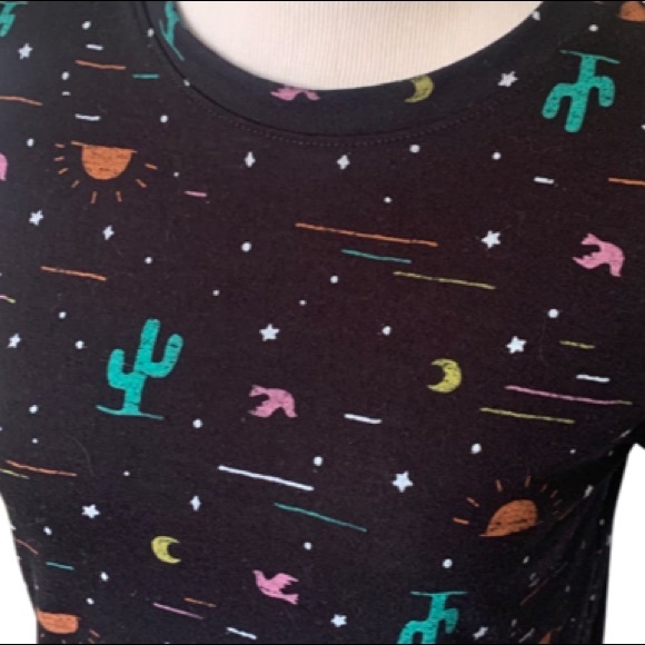 Modern Lux Black Crewneck Cactus Sun Moon Short Sleeve T-Shirt Size XS - Picture 7 of 9